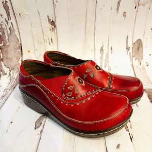 L’Artiste Clogs By Spring Step Burbank in Bordeaux Size 10